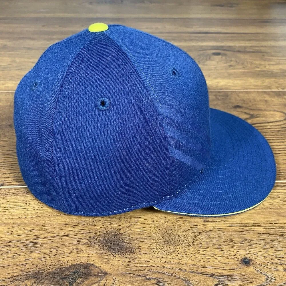 Michigan Wolverines Adidas Flexfit Hat 210 Fitted Size 6 7/8 - 7 1/4 Blue Yellow